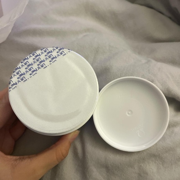 First Aid Beauty ultra repair cream - Picture 6 of 7